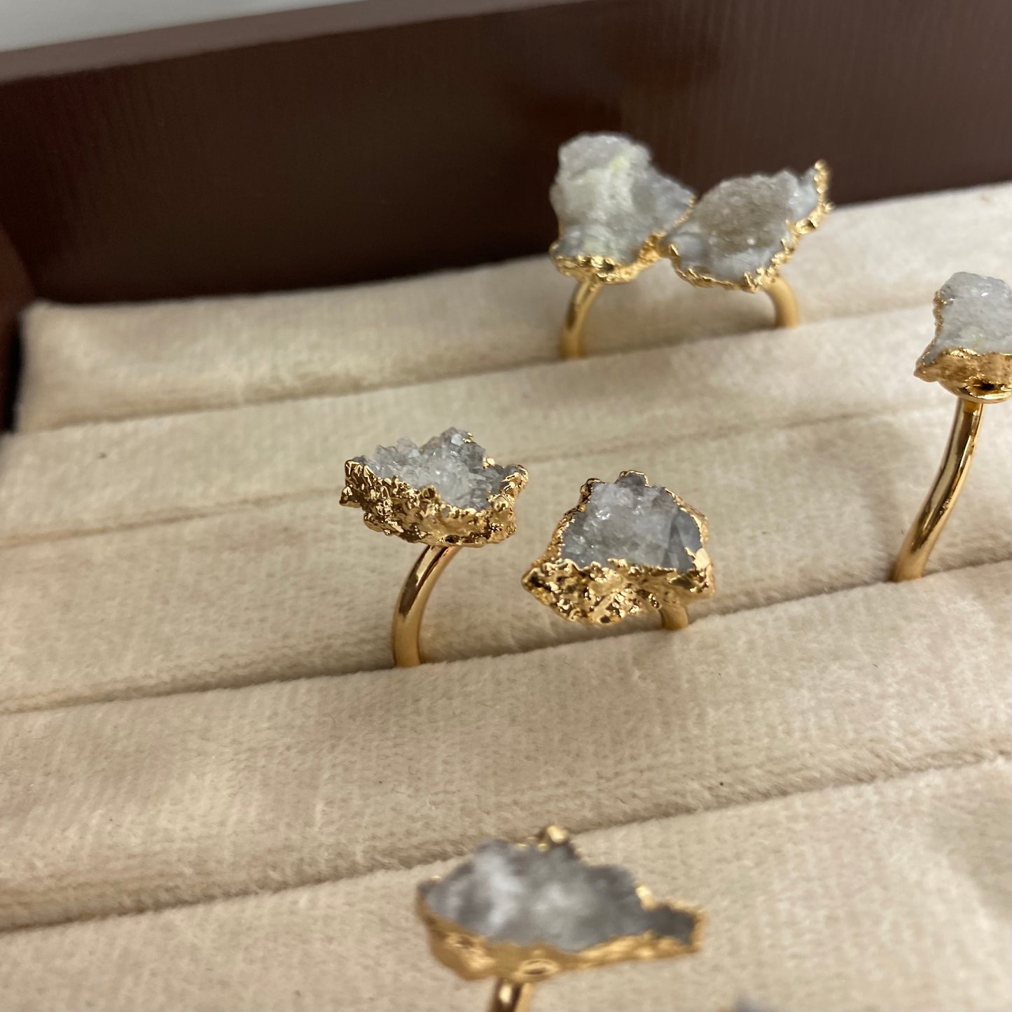 Druzy White Stone Ring - Adjustable