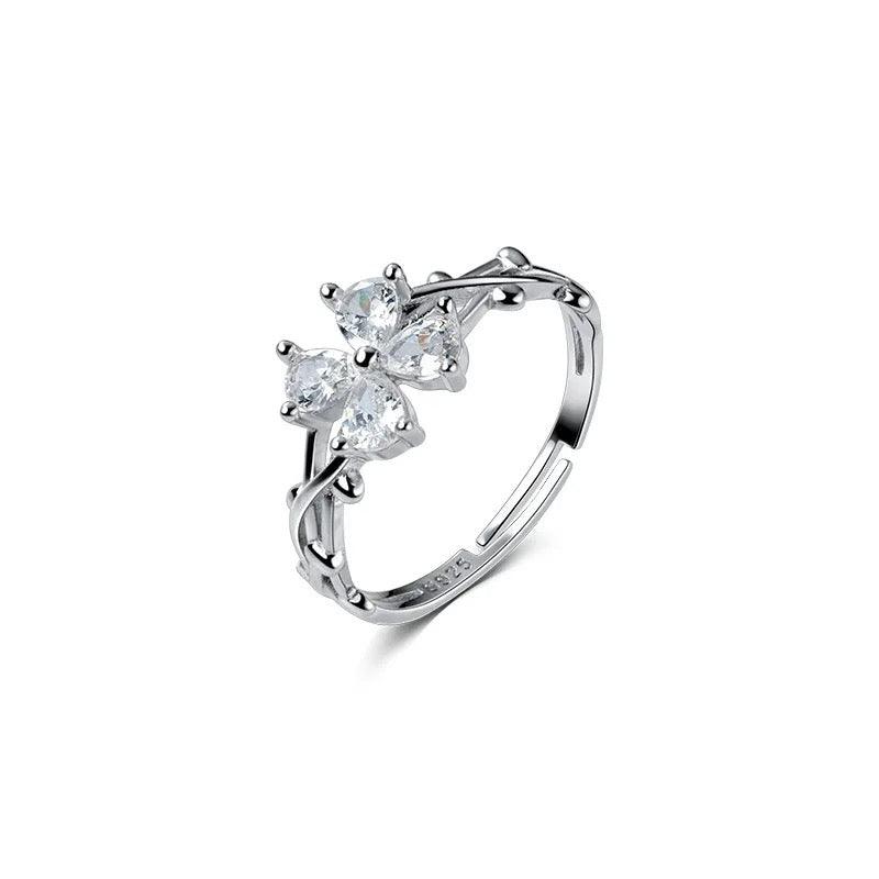Leaf Clover Ring - Sparkle Jewels