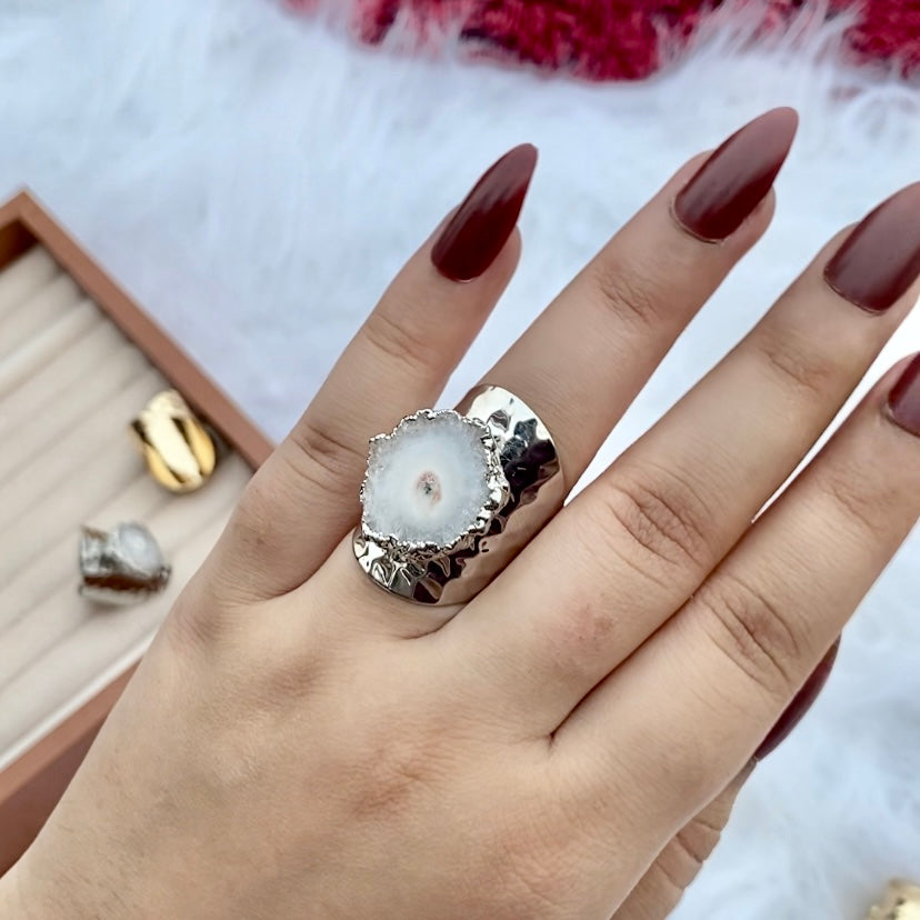 White druzy Ring